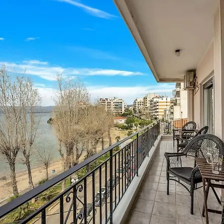 Διαμέρισμα Bright With Splendid Sea View!